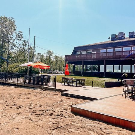 La Place Rendez-Vous Hotel Fort Frances Extérieur photo