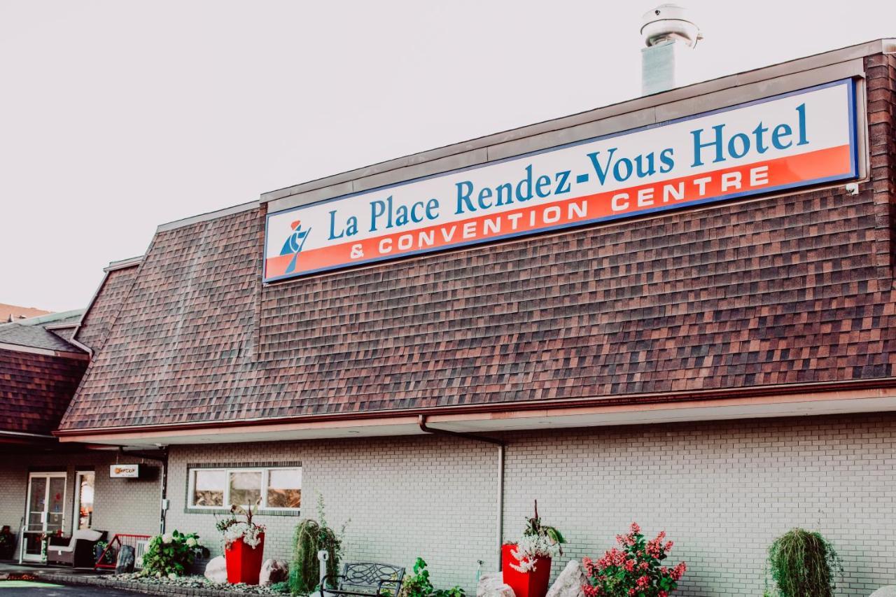 La Place Rendez-Vous Hotel Fort Frances Extérieur photo