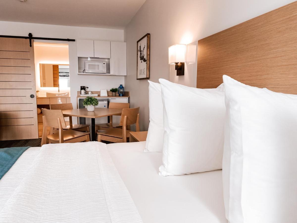 La Place Rendez-Vous Hotel Fort Frances Extérieur photo