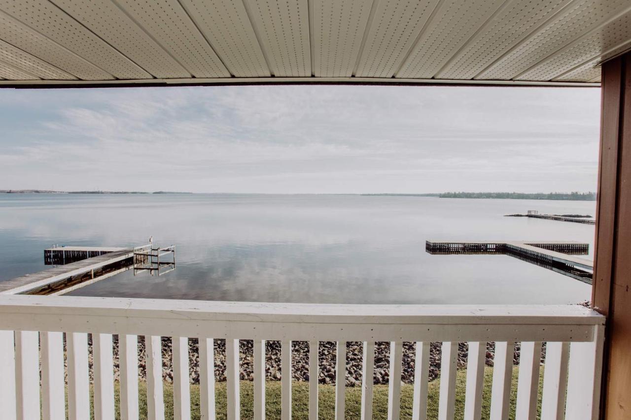 La Place Rendez-Vous Hotel Fort Frances Extérieur photo
